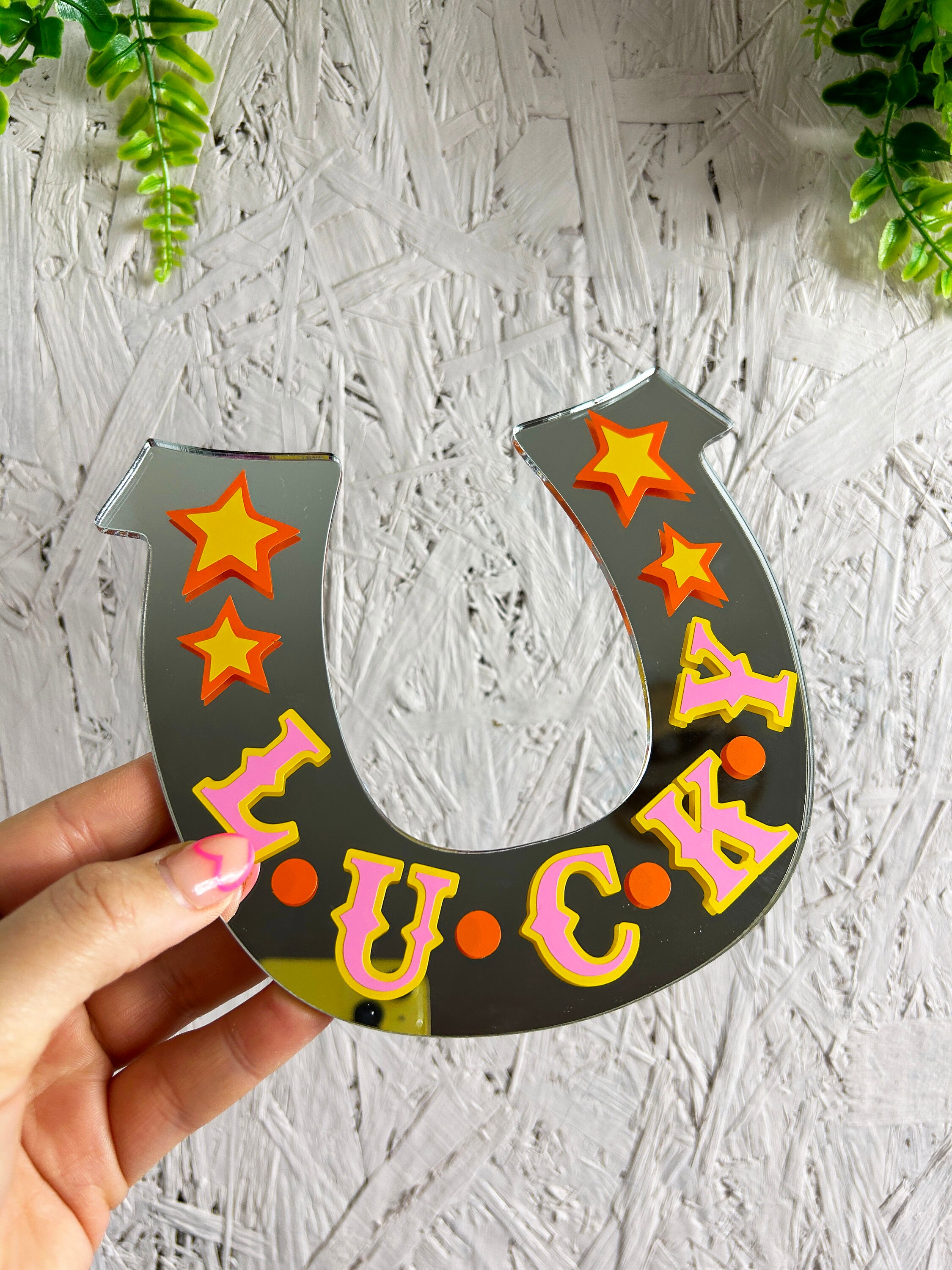 Horseshoe mirror deals