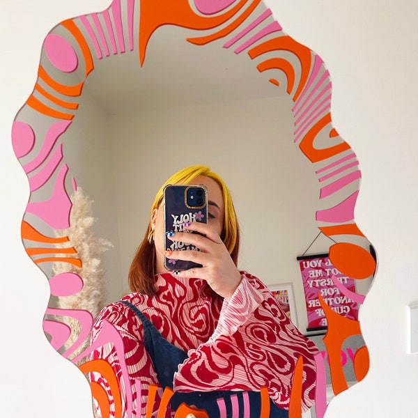 Pink & Orange Marbling Wavy Mirror