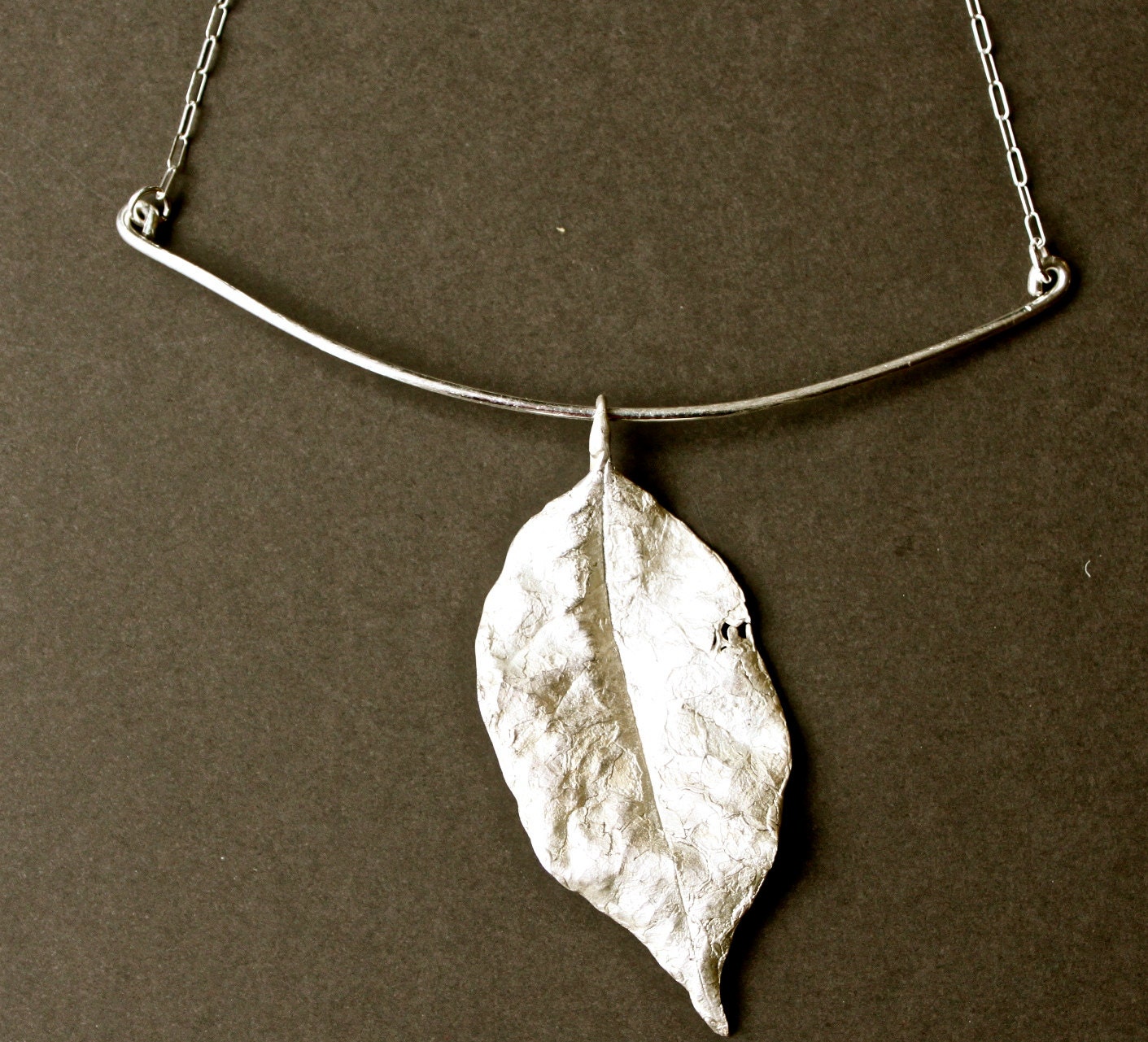 Necklace Choker Set For the Fall Silver ball earrings Large leaf pendants