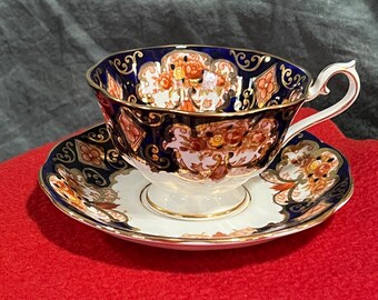 Vintage Royal Albert, heirloom pattern cup and sauce