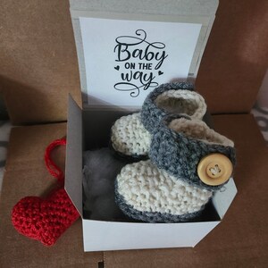 Pregnancy Announcement, Grandparent pregnancy reveal, Baby booties, Reveal booties, Reveal box, Booties in the box