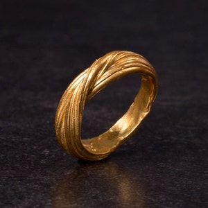 Golden CELTIC Band -  Elven ring Romantic Gift for her - Wedding band - Natural Jewelry