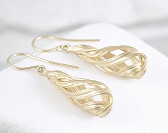 Aelia Gold Earrings - Art nouveau Dangle earrings