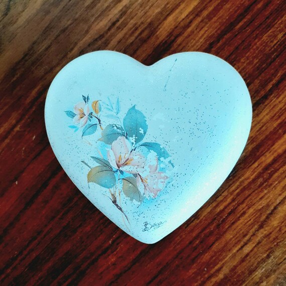 Vintage Berger Ceramic Heart Shaped Lidded Dish T… - image 3