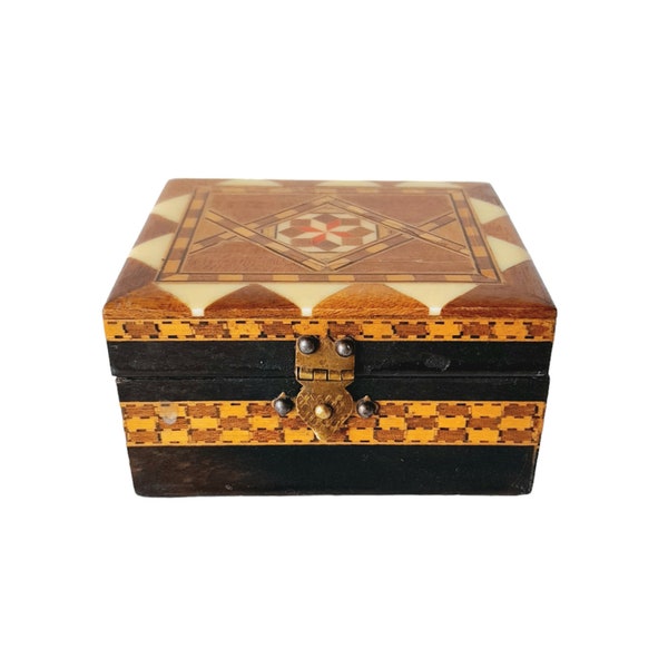 Vintage Small Inlay Wood Marquetry Box Trinket Jewelry Box