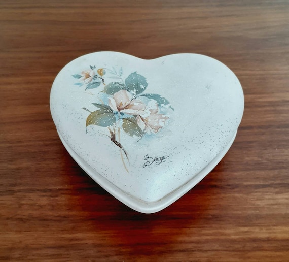 Vintage Berger Ceramic Heart Shaped Lidded Dish T… - image 2