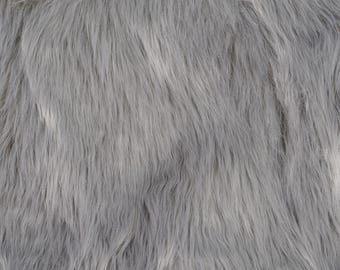 Tissu argenté luxueux en fausse fourrure à poils longs