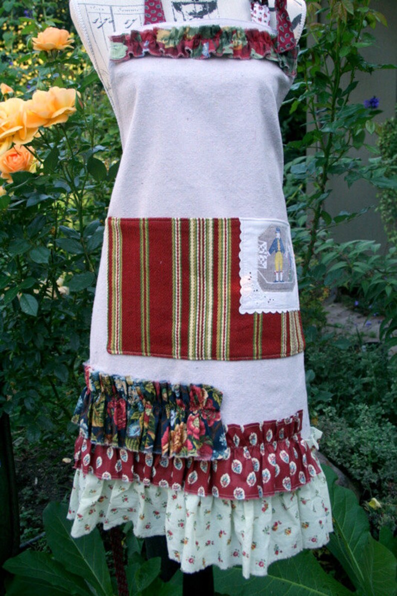 Vintage Couple Full Apron