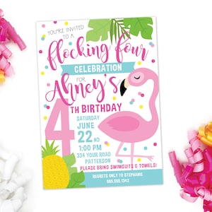 Invito di compleanno di Flocking Four Flamingo Invito Flamingo Moderno Carte stampate o Digital Ragazza 4compleanno