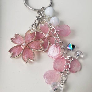 Personalised Gift, Personalised Keychain, Gift with Initials, Sakura Keychain, Cherry Blossom, Flower Petals, Cluster Keychain, Girly