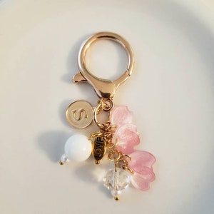 Sakura Cherry Blossom Keyring Chrome Metal Keychain Gift Boxed BRAND NEW Sakura Cherry Blossom Keyring Chrome Metal Keychain Gift Boxed BRAND NEW