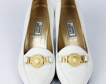 Vintage GIANNI VERSACE Punps with Gold  Medusa  Hadware Size 8