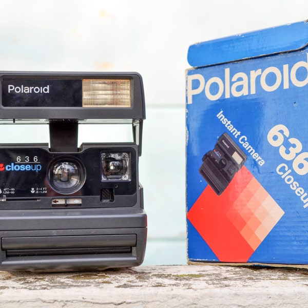 Vintage Polaroid Close Up 636 Camera, Christmas gift for him, polaroid one step 600 Retro Camera Working, Polaroid land Instant camera