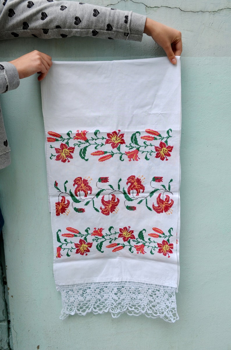 Wedding Table Runner,Easter table runner,Floral tea towel,Boho table runner,embroidered linen tea towel,hand embroidery,spring table runner