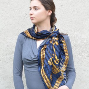 Blue White Large Striped Scarf with Gold Keys 35", Satin and Sheer Chiffon Stripes Navy Blue Yellow Baroque Print Shawl, LIZ CLAIBORNE Korea