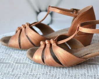 Vintage girls dance shoes, Salsa latin T-Strap shoes, brown leather Dance Shoes, size 12 shoes, training shoes