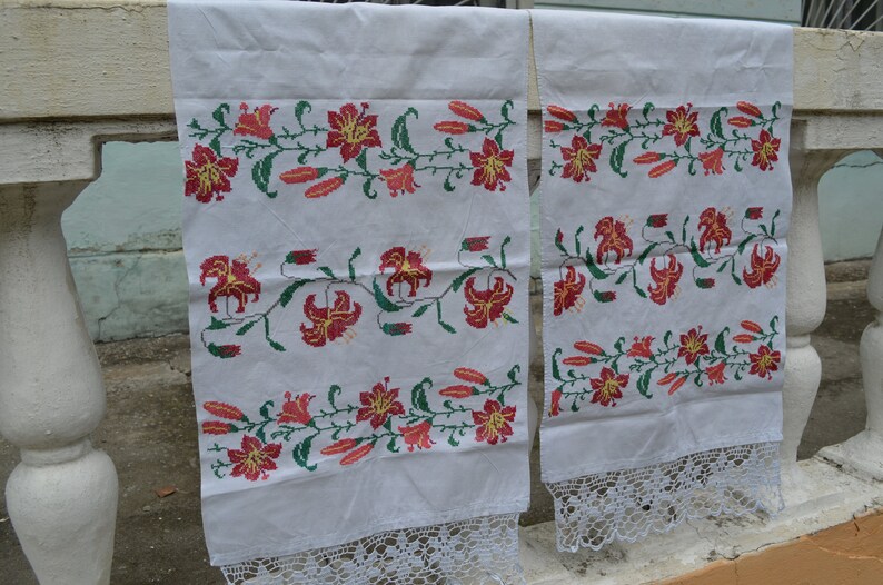 Wedding Table Runner,Easter table runner,Floral tea towel,Boho table runner,embroidered linen tea towel,hand embroidery,spring table runner