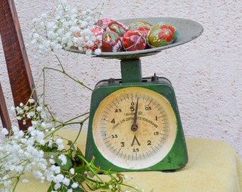 Vintage green mechanical scales, Ukrainian sellers shop, farmhouse cottage decor, Display Stand, Rustic Kitchen Decor, weight scale