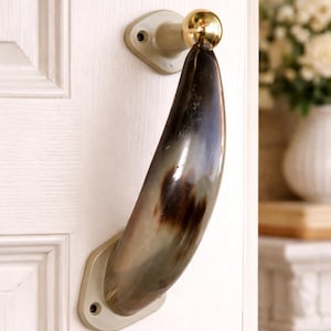 Bull Horn Door Handle, Farmhouse Rustic Handmade Horn Hardware for Doors, Cabinets & Furniture