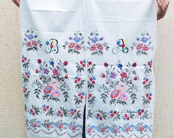 Vintage Floral Table Runner Floral Hand Embroidered or Tea Towel, Ukrainian Folk Wedding Rushnyk