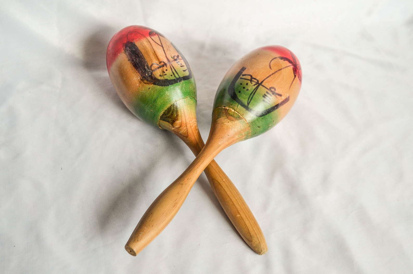 Vintage pair hand painted mexican maracas wooden Baby Music | Etsy