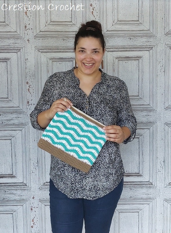 39 Crochet Clutch Patterns, Fringe Purses, and Granny Square Styles 20 Ripple Stitch Clutch Crochet