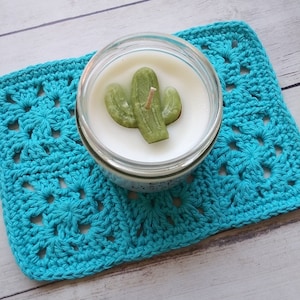 Doily Crochet Pattern, Spring Doily, Gwendolyn Doily Crochet Pattern, Spring Crochet Pattern, Rectangle Doily, Granny Square Doily