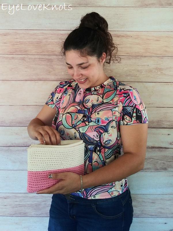 26 Crochet Makeup Bag Patterns with Clutches, Pouches, and Holders 15 Pink Crochet Makeup Bag