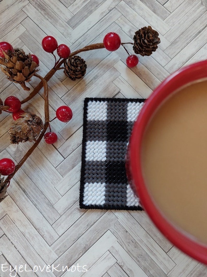 Coaster Plastic Canvas Pattern, Buffalo Plaid Coaster, Plaid Dining Room Decor, Needlepoint Coaster Pattern, Plastic Canvas Decor image 4