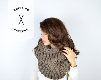 PATTERN // The Outlander Cowl // Chunky Knit Cowl Pattern