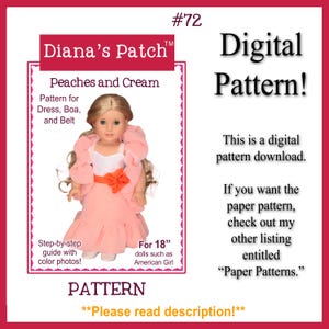 Puede incluir: Patrón digital para un vestido, una boa y un cinturón de muñeca de 45 cm. El diseño se llama "Peaches and Cream" e incluye instrucciones paso a paso con fotos en color. La imagen muestra una muñeca con el atuendo. El texto dice "¡Patrón digital!"