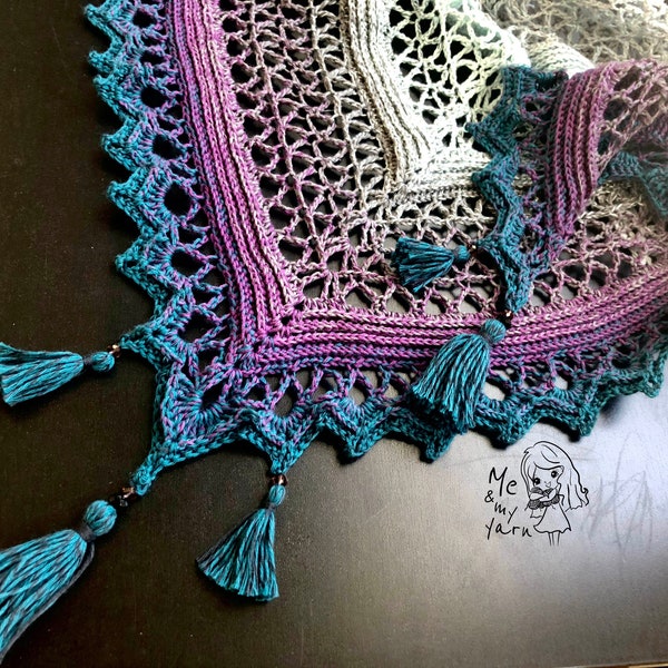 Crochet Pattern - Whirly wings shawl - triangle crochet shawl - PDF pattern