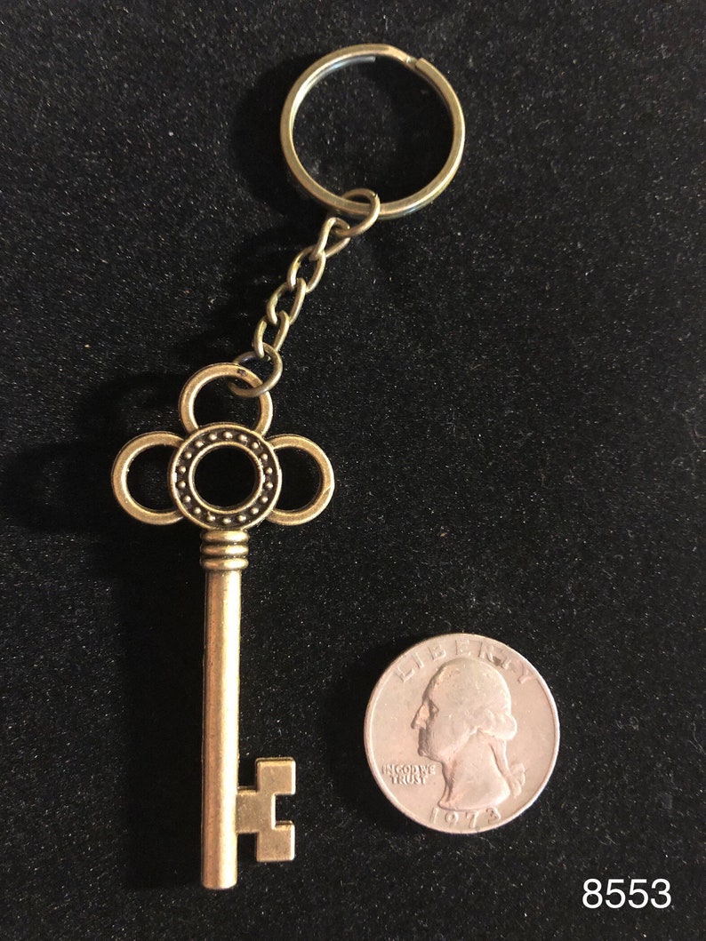 Skeleton Key Keychain Antique Bronze Colored. Lot 8553 Free Etsy