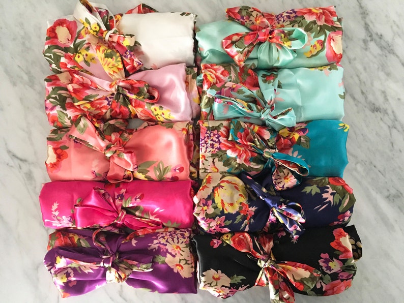 Floral Robes Bridesmaids Robes Personalized With Gold Etsy Canada