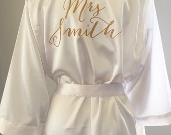 bride robe, wedding day robe, matching bridesmaid robes, brideal lingerie, bridal shower gift