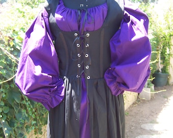 Cotton Renaissance dress gown pirate wench costume