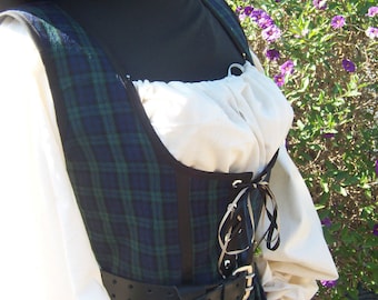 womens BlackWatch irish celtic scottish Renaissance Outlander Costume pirate wench dress gown with chemise