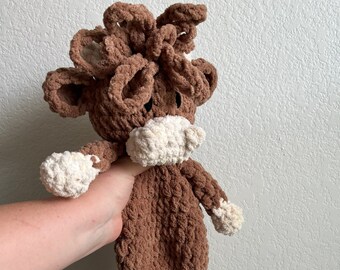 Crochet highland cow lovey