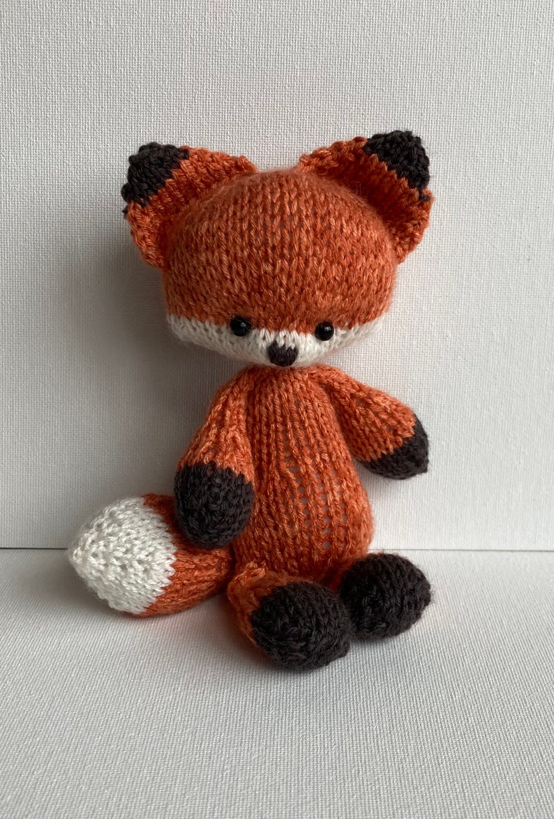 KNIT Pattern-little Knit Fox or Wolf Circular Knitting | Etsy