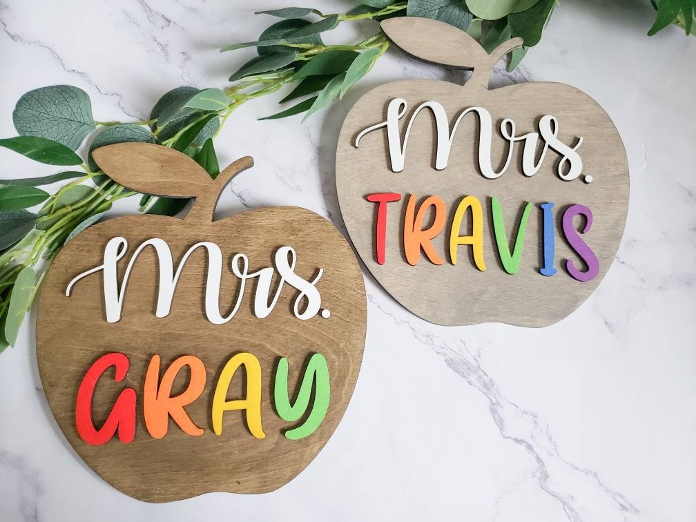 Custom Teacher Apple Sign Teacher Appreciation Teacher Graduation Wood Classroom Decor Customized Sign Wooden Apple New Teacher Gift