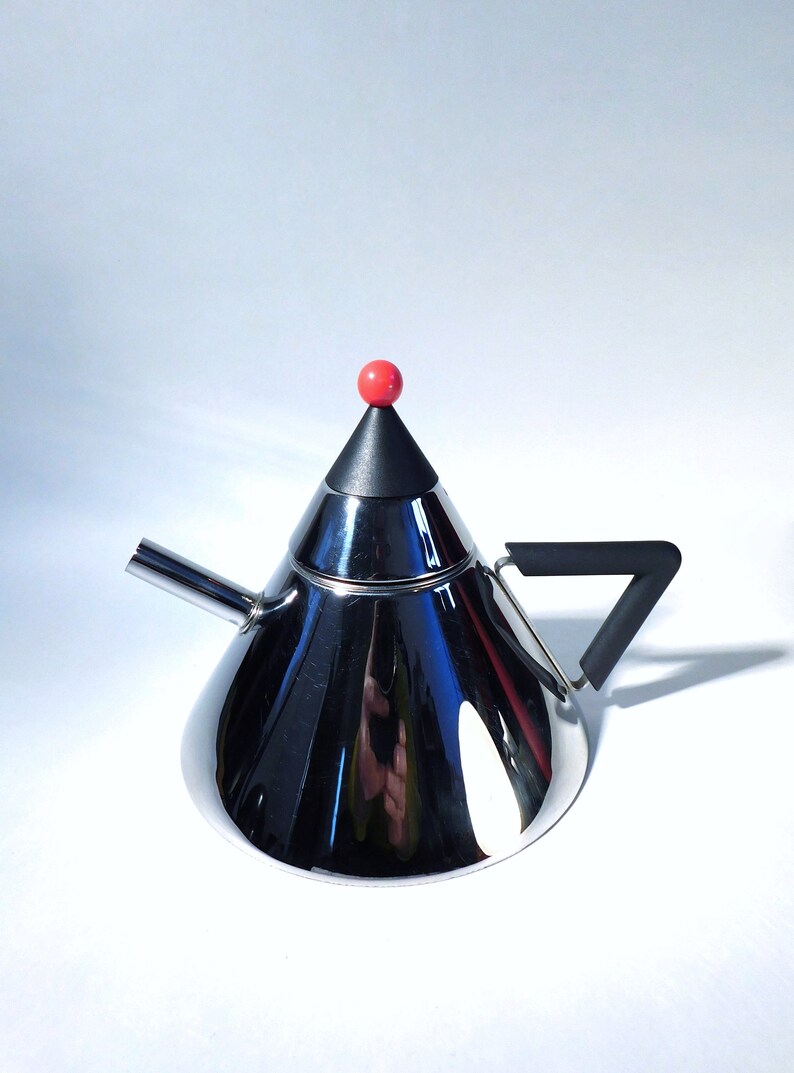 Vntage Memphs plamty Teapot by Möller Desgn, Made n Japan, Stanless Steel, 1980's