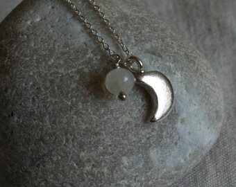 Crescent Moon pendant with Moonstone