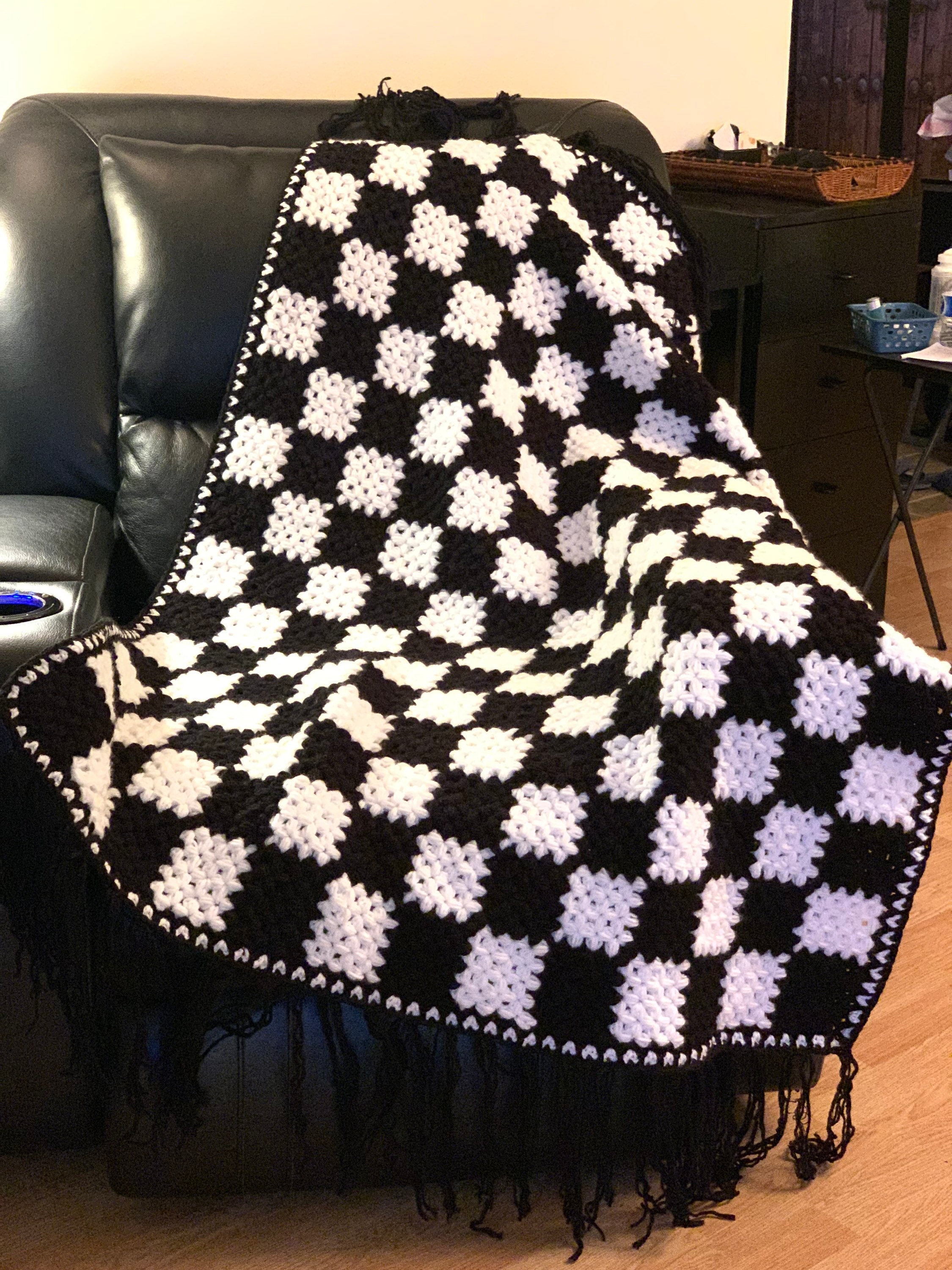 Griddle Stitch Gingham Crochet Blanket Pattern Black And White