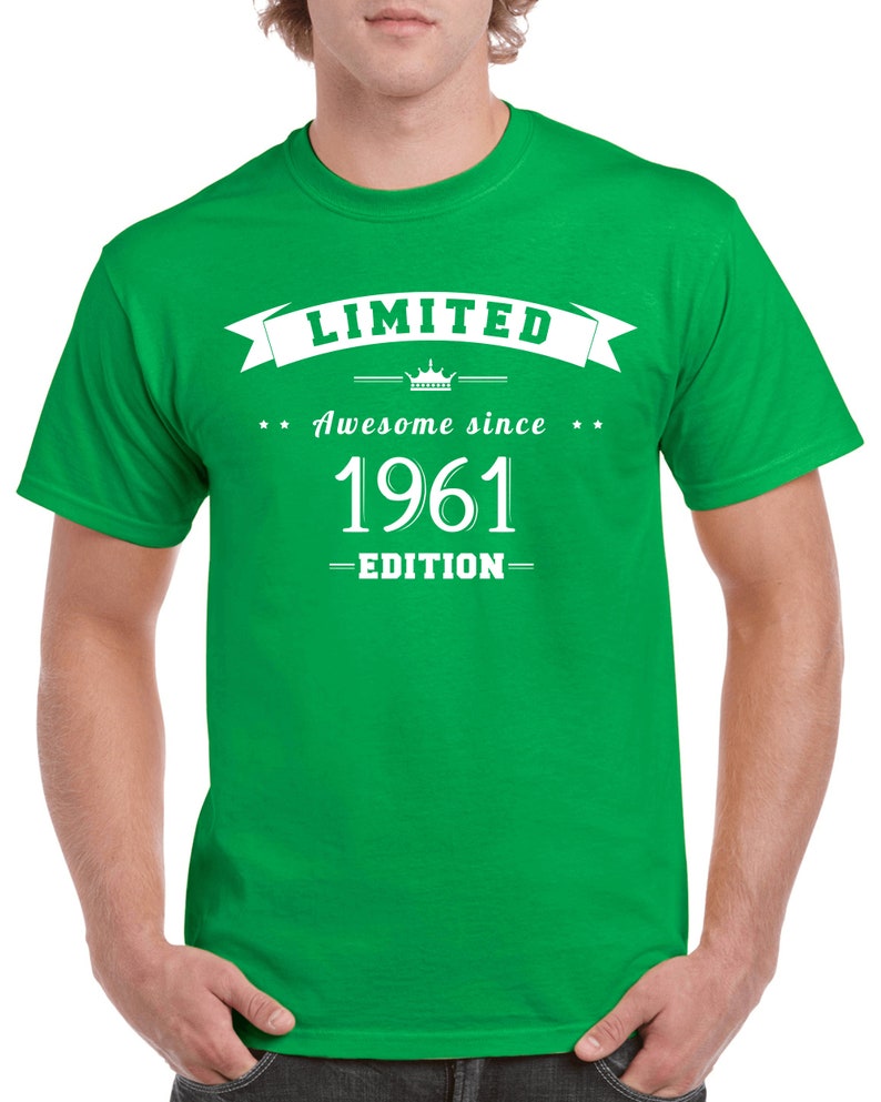 62nd Birthday Shirt Gift For Him Or Her Turning 62 Years Old and Born in 1961, Short Sleeve T-Shirt Made of 100% Pre-Shrunk Cotton Irish Green