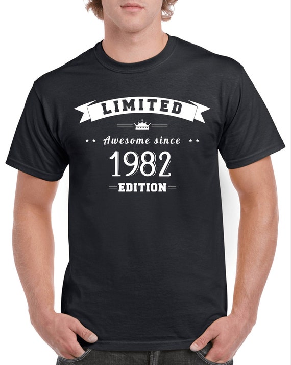 April 1977 T-Shirt 42nd Birthday Gifts 42 Year Old Tshirt April 1977 T-Shirt 42nd Birthday Gifts 42 Year Old Tshirt