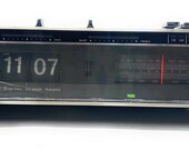 VINTAGE Sound Design Digital Flip Clock Radio Model 3483 WORKS