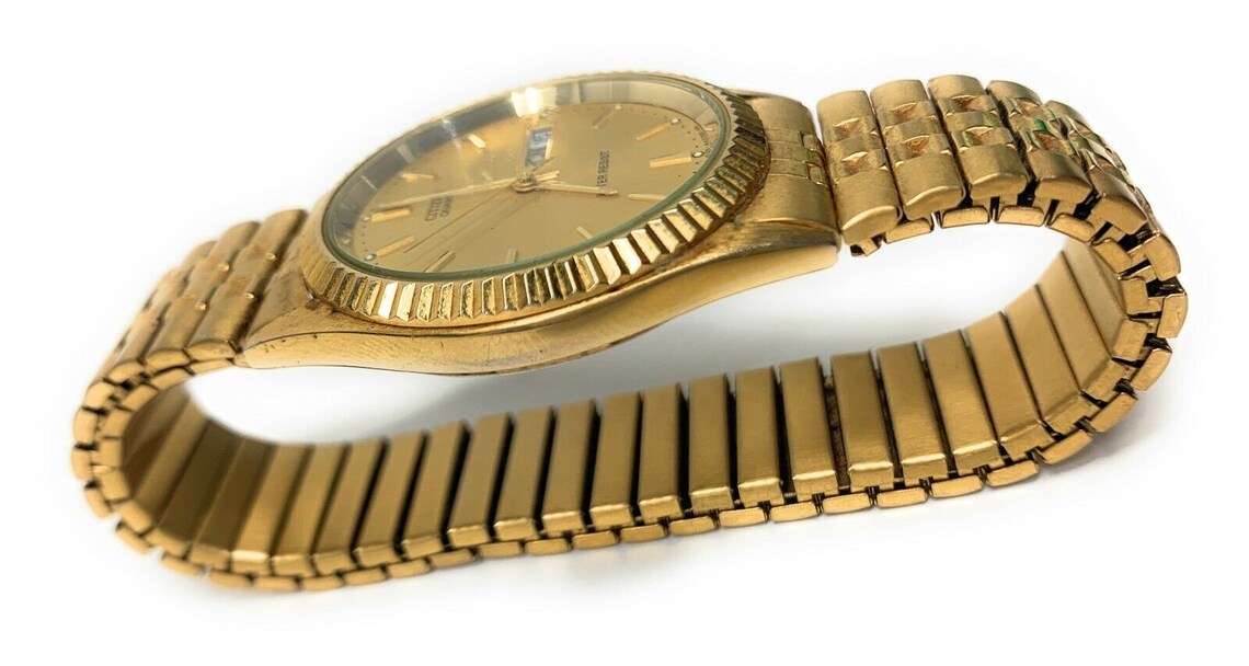 citizen quartz watch gold vintage