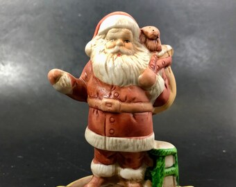 Whimsical Kris Kringle Santa Claus Old St Nick Gold Moon and Stars Accents Figurine Knick-Knack Christmas Holiday Decor Resin Santa Claus