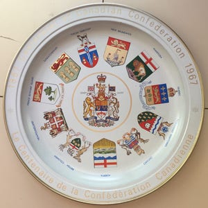 Canada Serving Tray Centennial Canadian Confederation Souvenir 1867-1967 Wall Decor  English French Excellent Condition Vintage