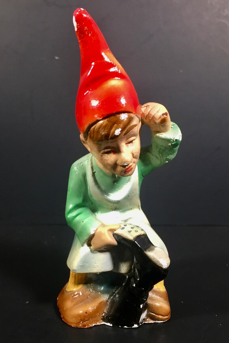 Patrick/'s Day Decor Vintage Reduced Leprechaun Pixie Cobbler Shoemaker Stamped Republic of Ireland Ceramic Glazed Figure St